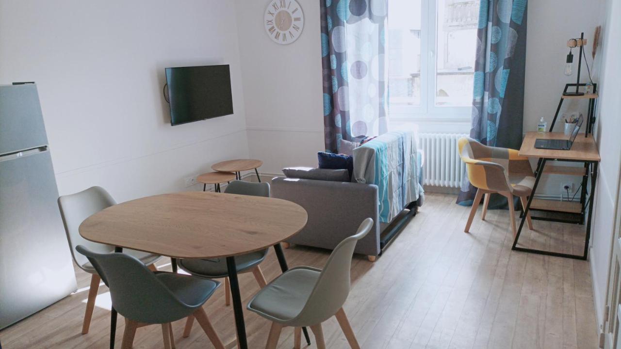 Loudeac : Appartement T2 Chaleureux Centre Ville מראה חיצוני תמונה